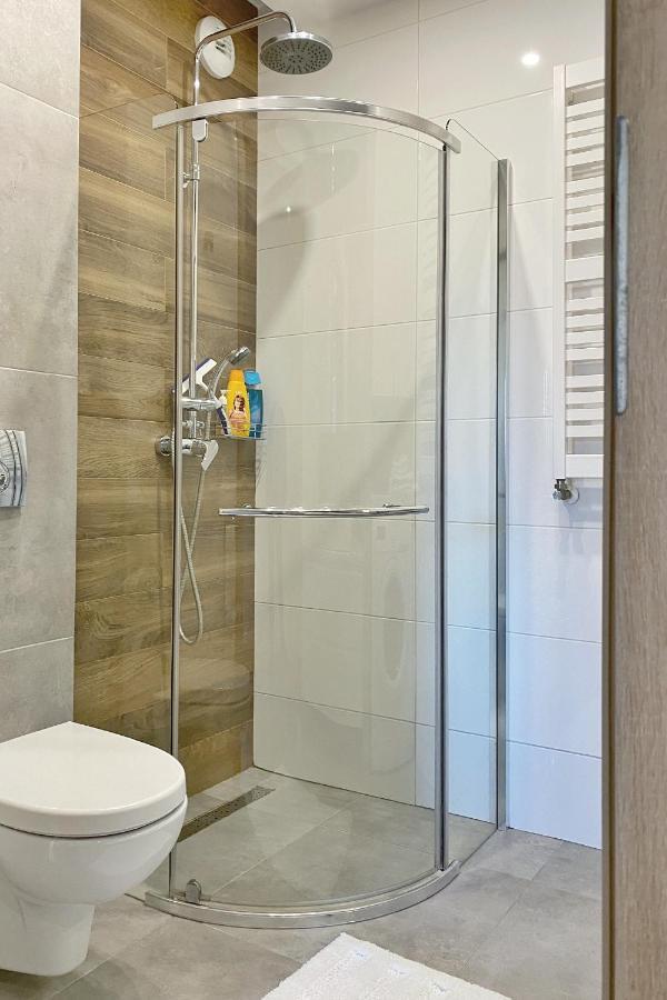 Capital Towers - Apartament Green Z Widokiem Na Rzeke Rzeszow Luaran gambar